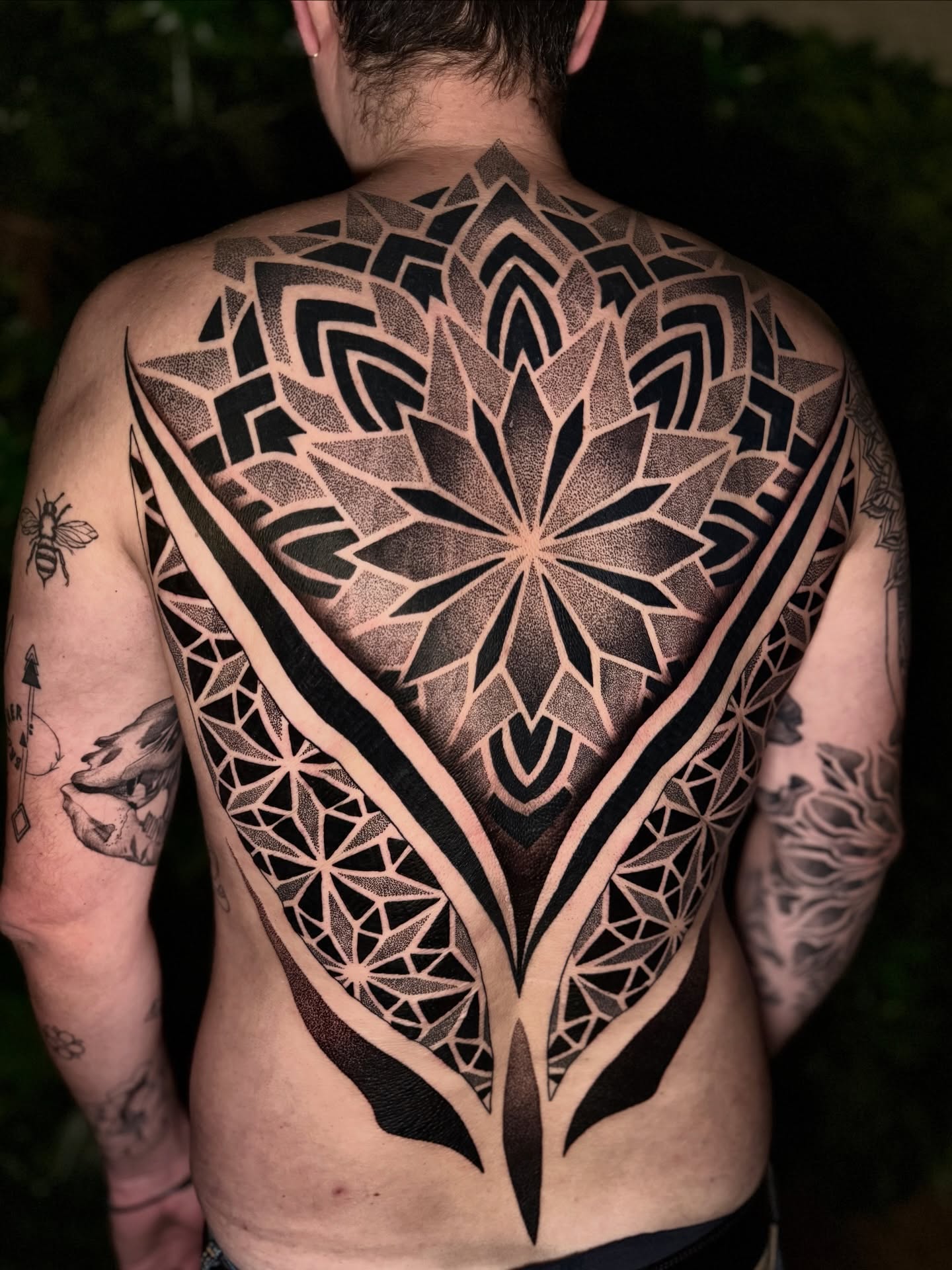 Tatouage style Dotwork
